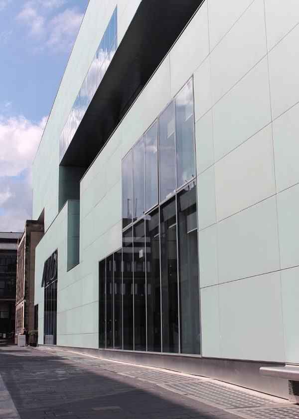 whistles + Glasgow Ollie & Seb's Haus